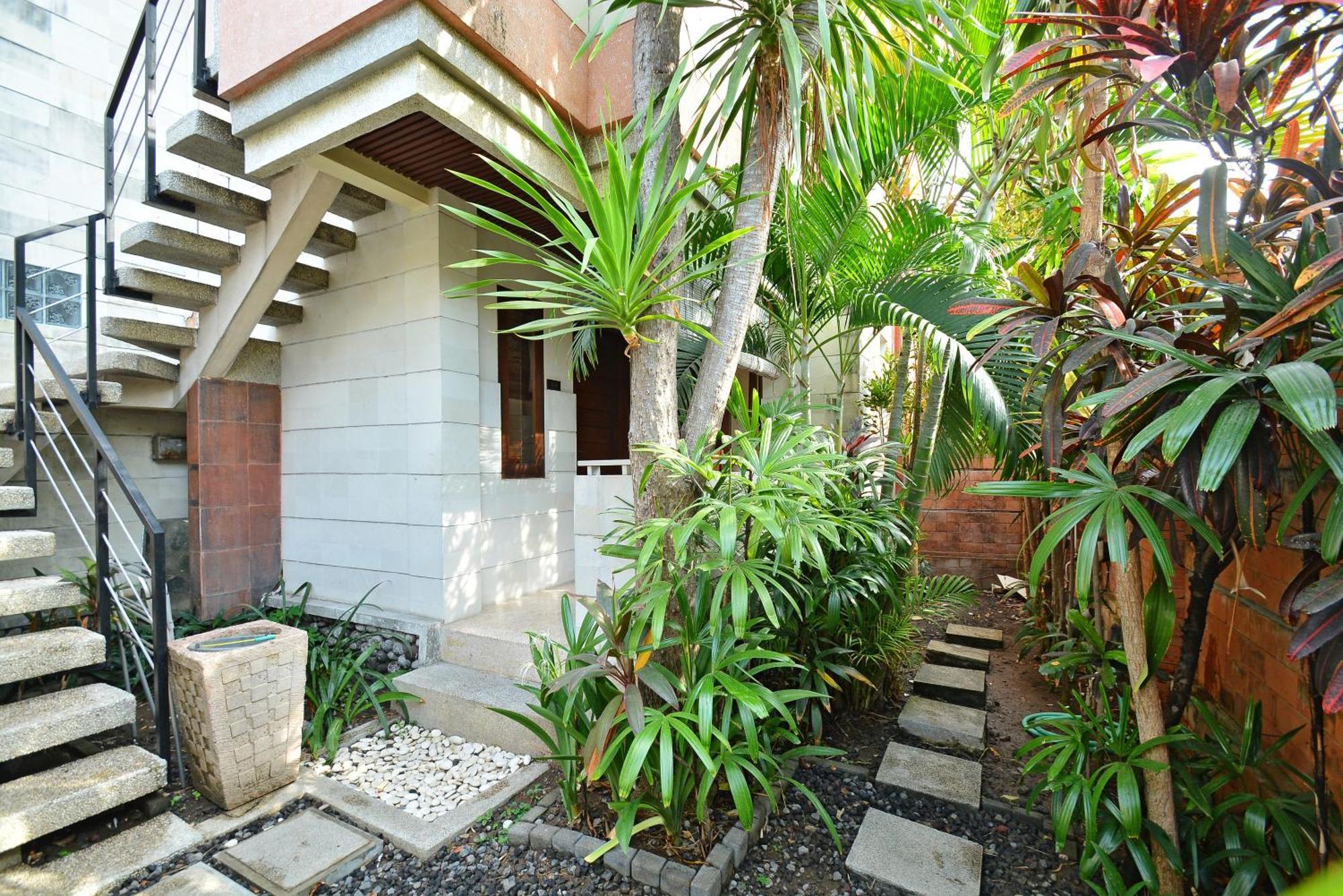 Taman Ayu Town House Aparthotel Legian Kamer foto