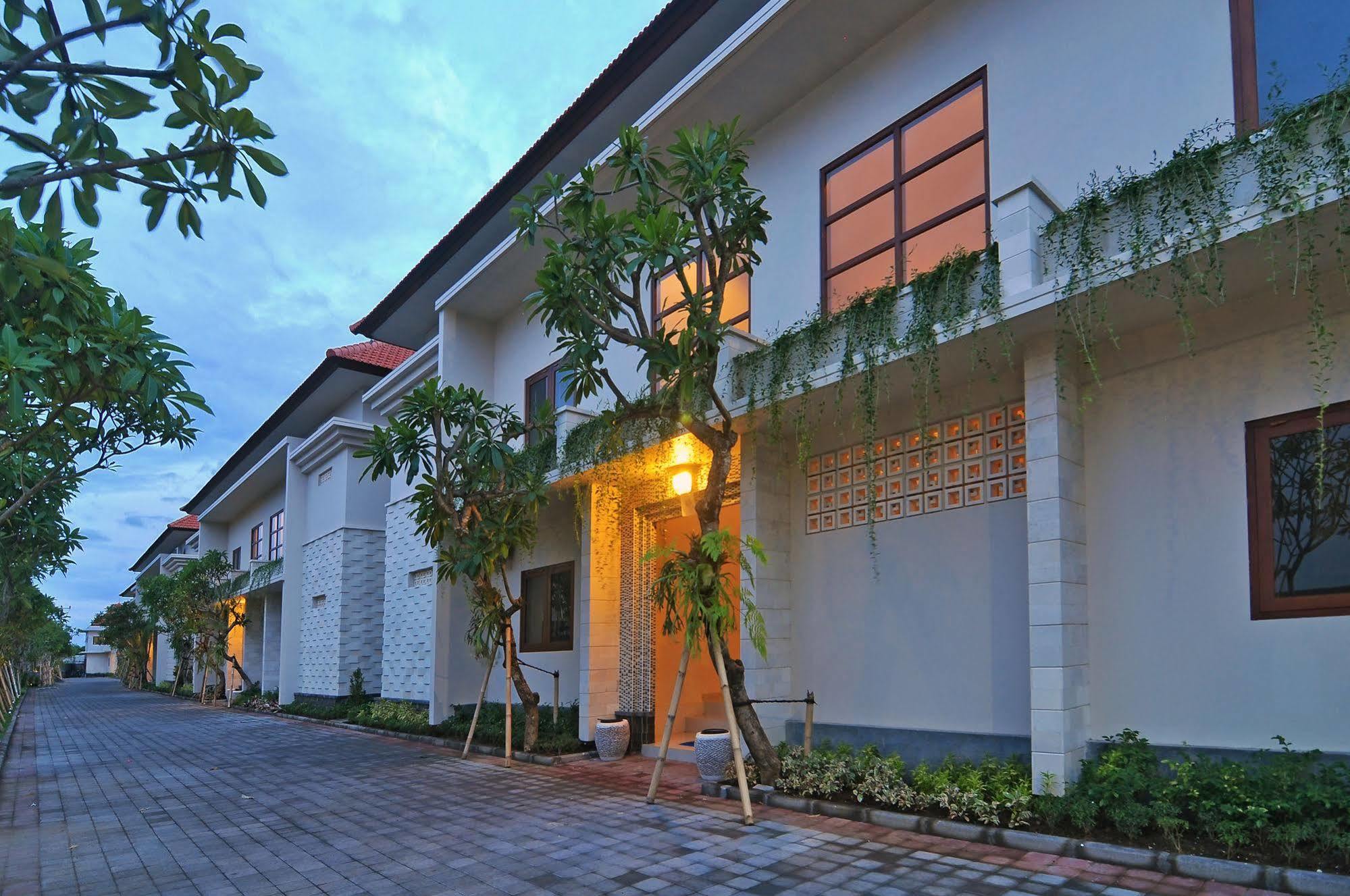 Taman Ayu Town House Aparthotel Legian Buitenkant foto