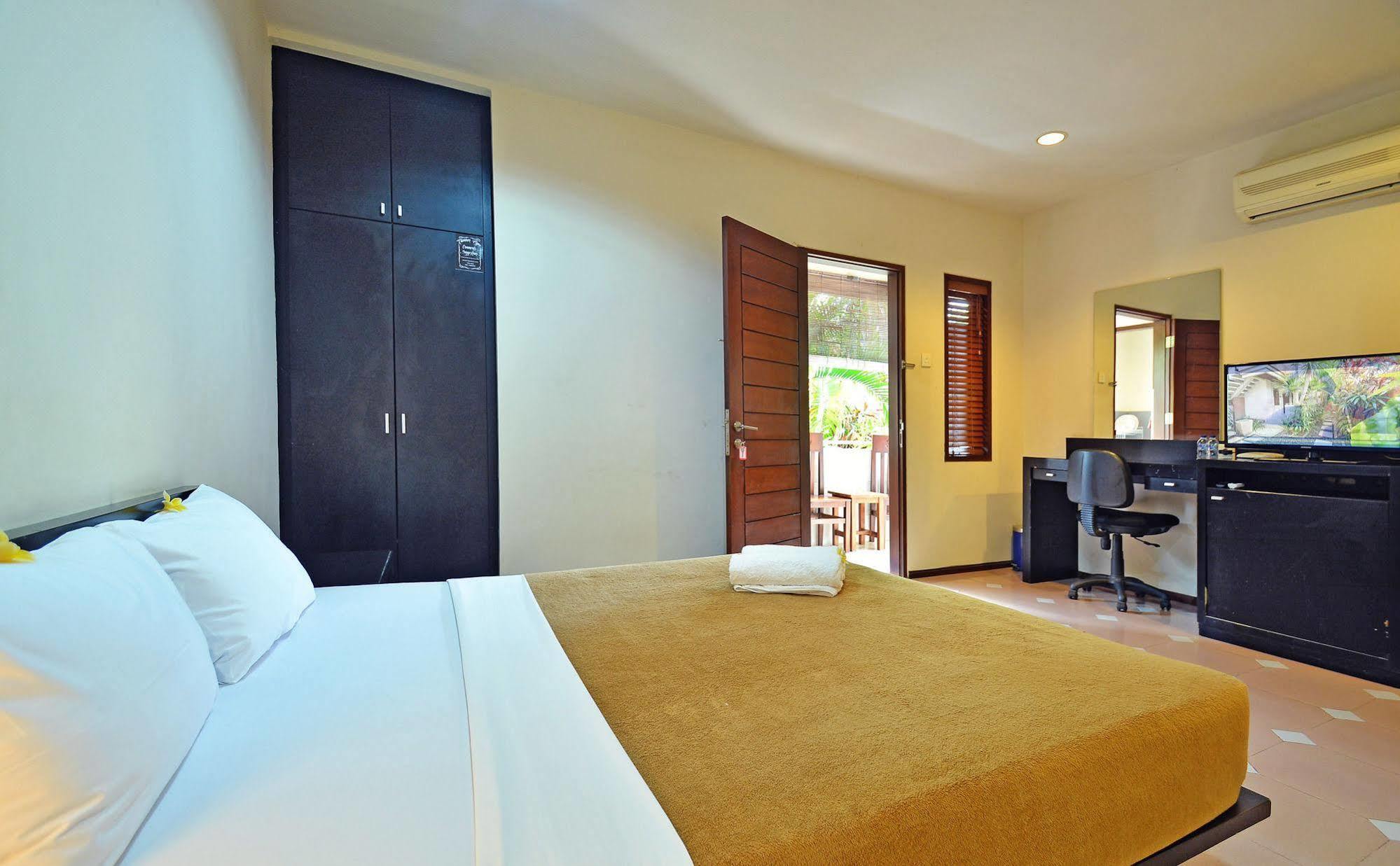 Taman Ayu Town House Aparthotel Legian Buitenkant foto